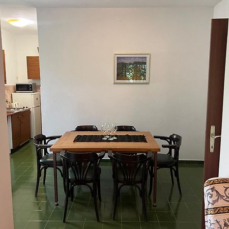 Apartmani Rosa 图兰杰 外观 照片