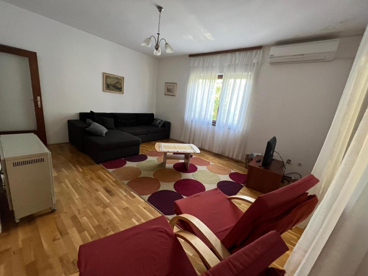 Apartmani Rosa 图兰杰 外观 照片